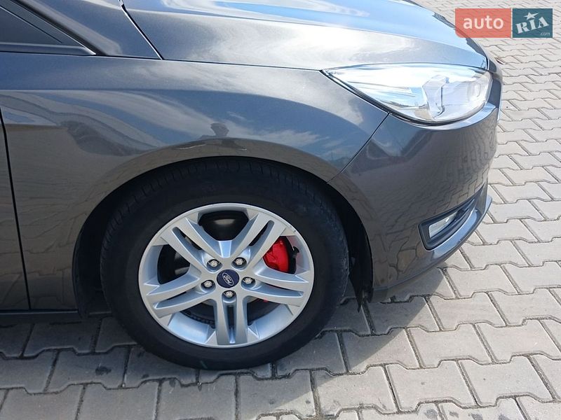 Универсал Ford Focus 2017 в Ивано-Франковске