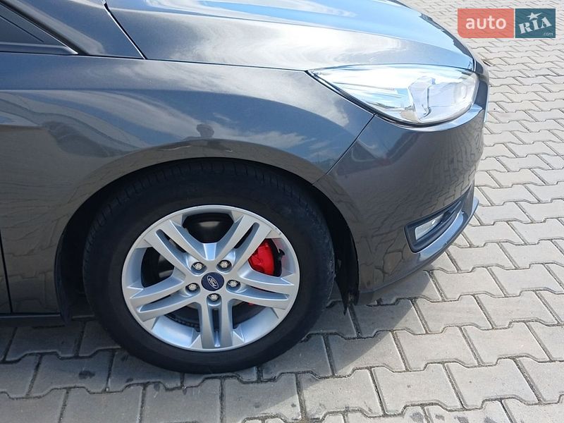 Универсал Ford Focus 2017 в Ивано-Франковске