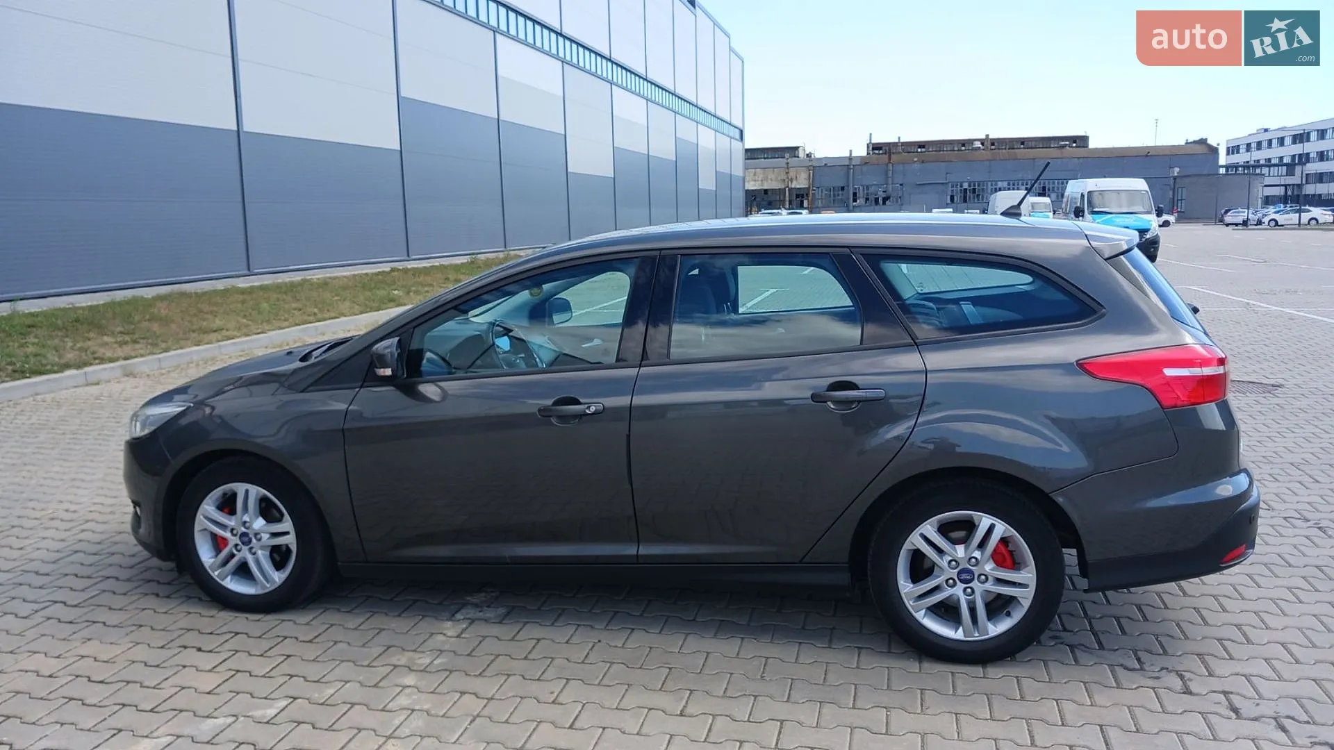 2017 Ford Focus - мініатюра 16