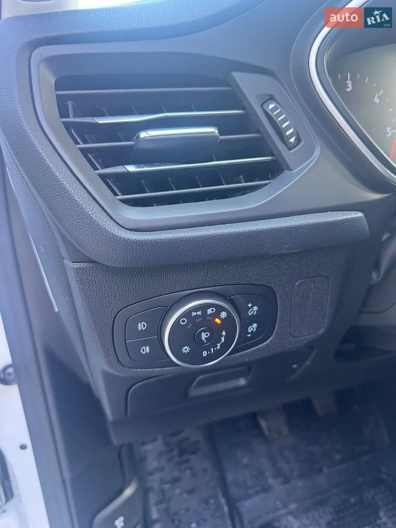 2019 Ford Focus - мініатюра 12