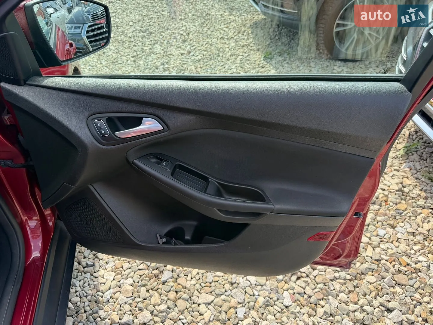 2017 Ford Focus - мініатюра 27
