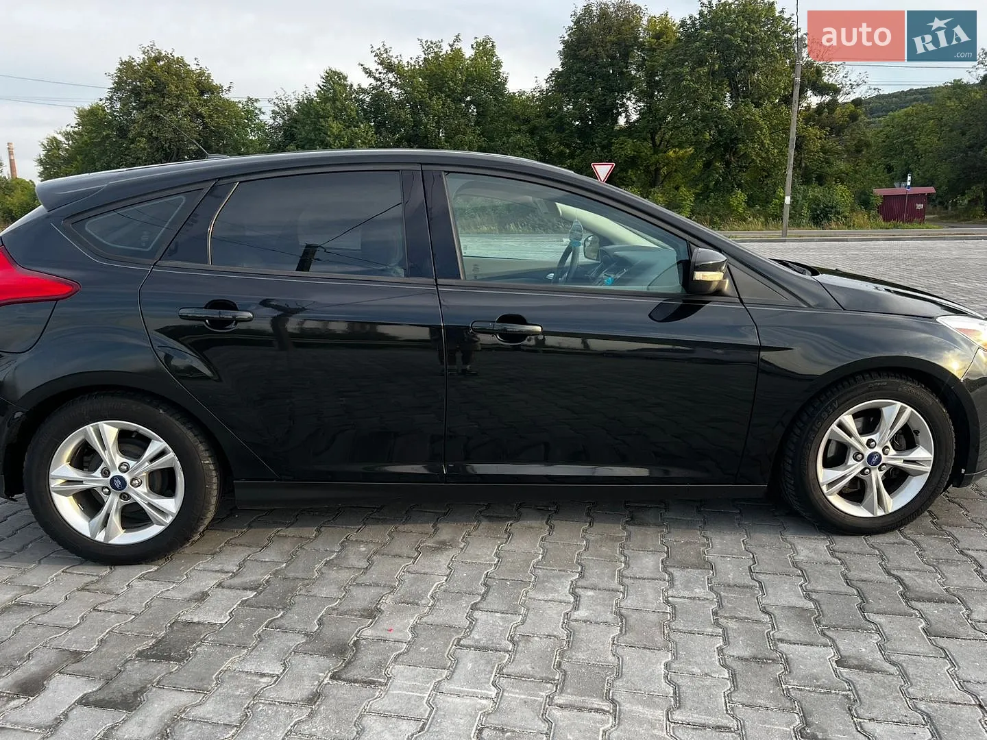 2013 Ford Focus - мініатюра 17