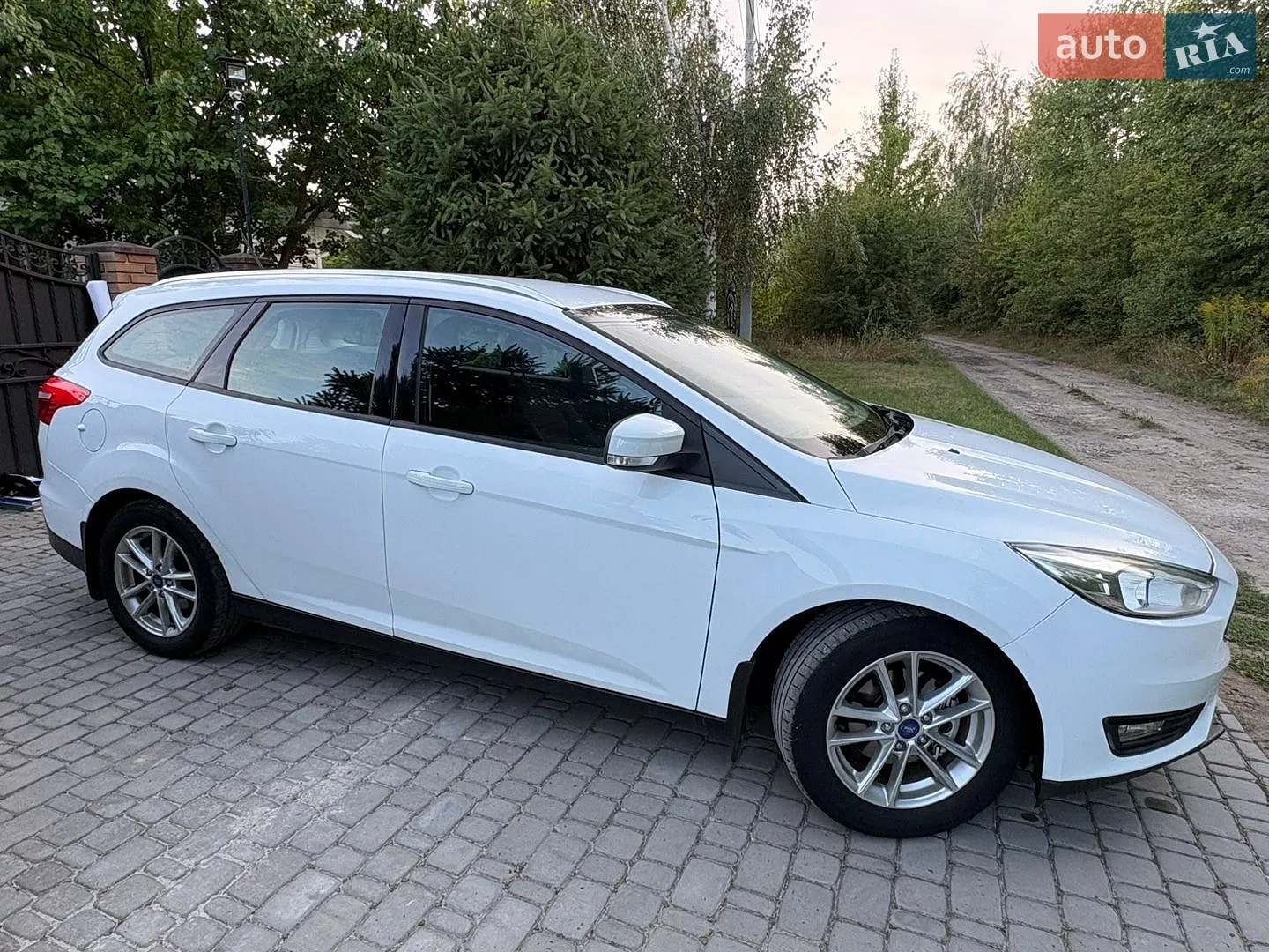 2017 Ford Focus - мініатюра 7