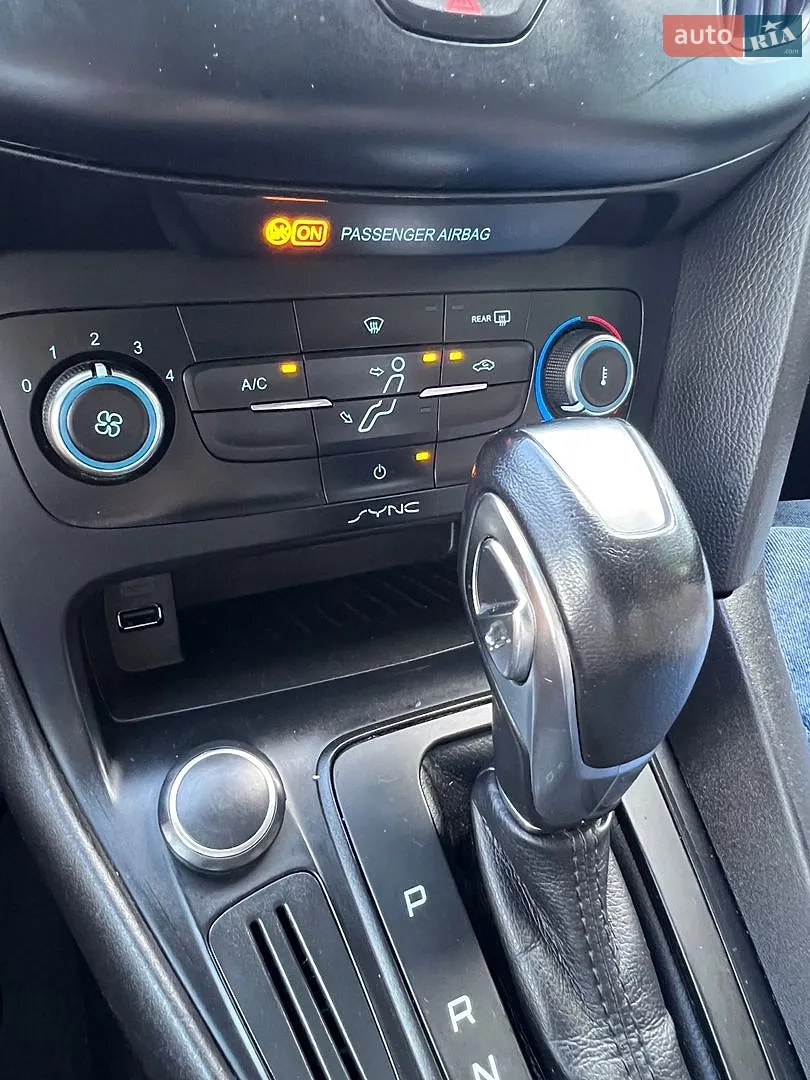 2016 Ford Focus - мініатюра 32