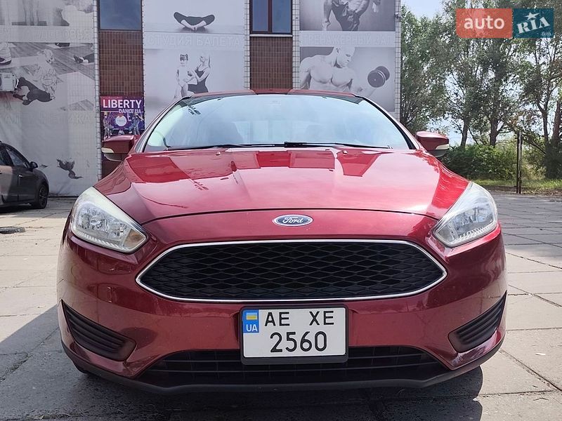 Седан Ford Focus 2016 в Кам'янському