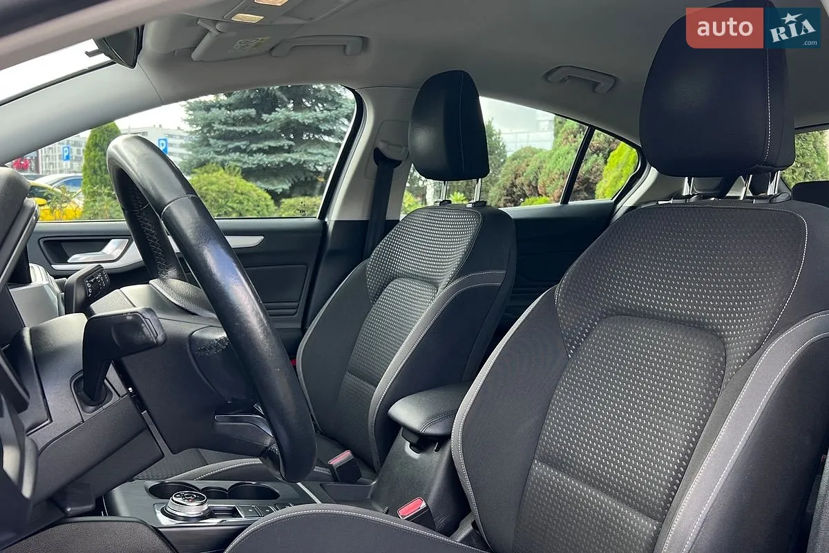 2019 Ford Focus - мініатюра 9