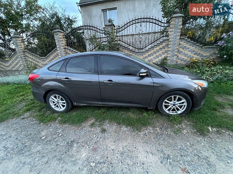 Седан Ford Focus 2015 в Ровно