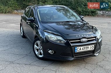 Хэтчбек Ford Focus 2011 в Корсуне-Шевченковском