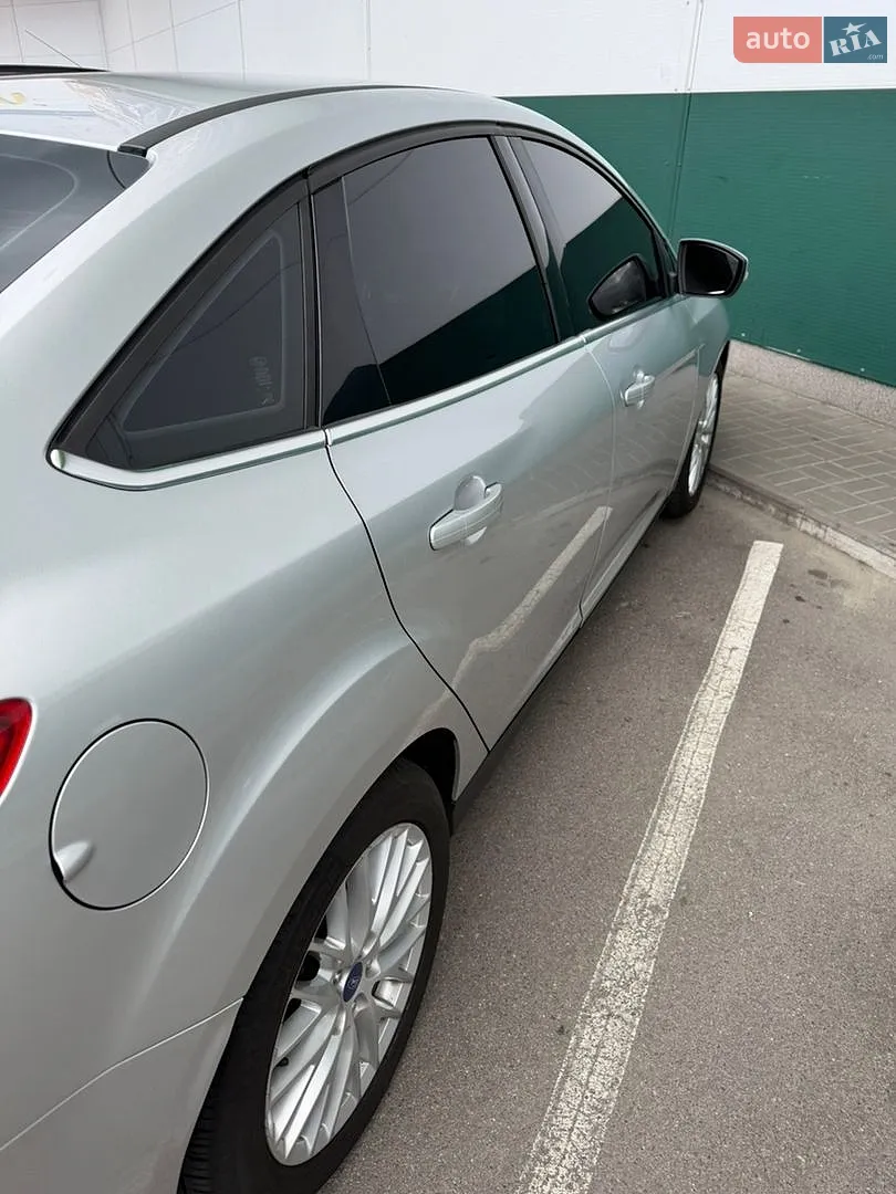 2011 Ford Focus - мініатюра 4