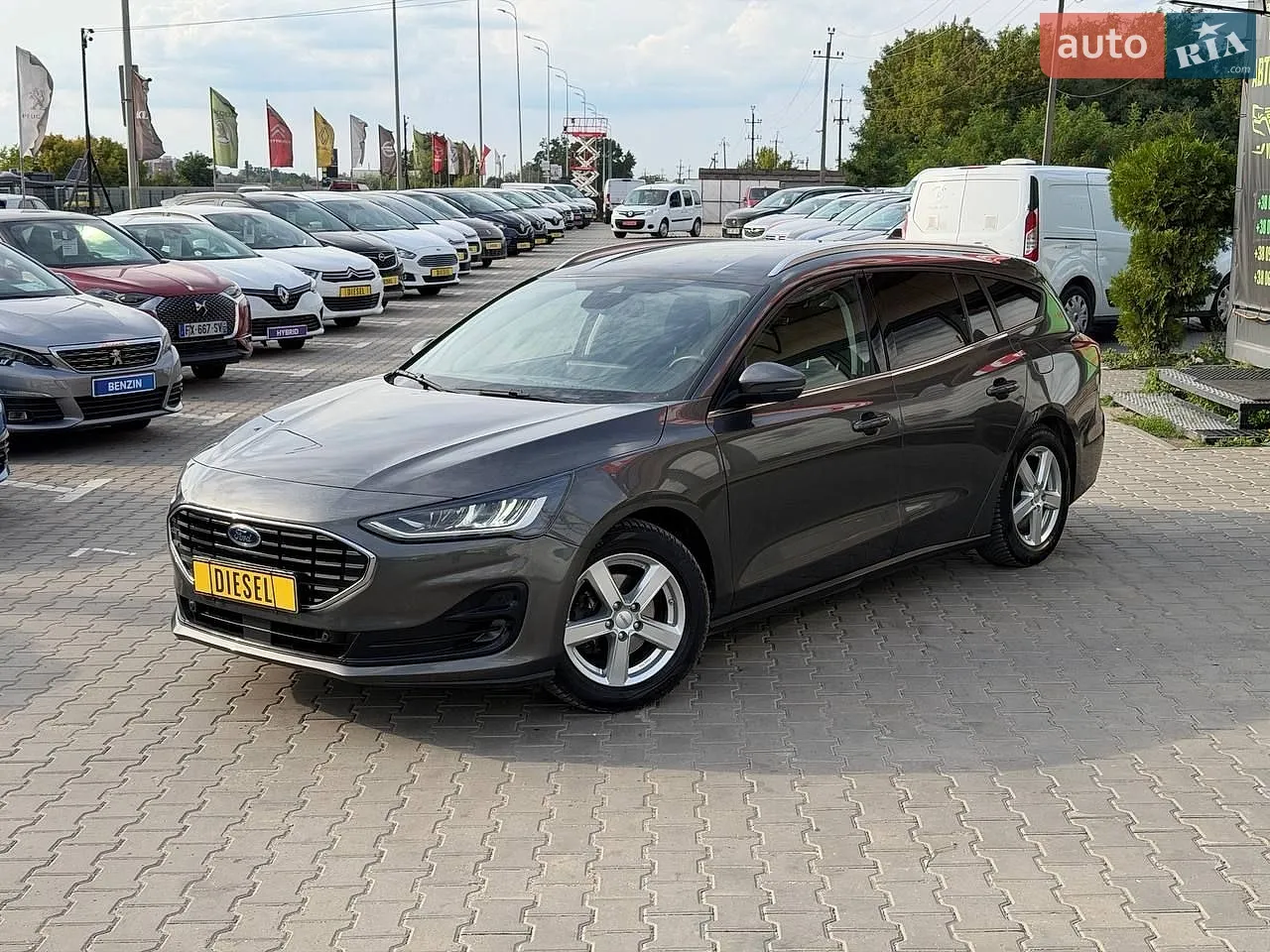 2023 Ford Focus - фото 1