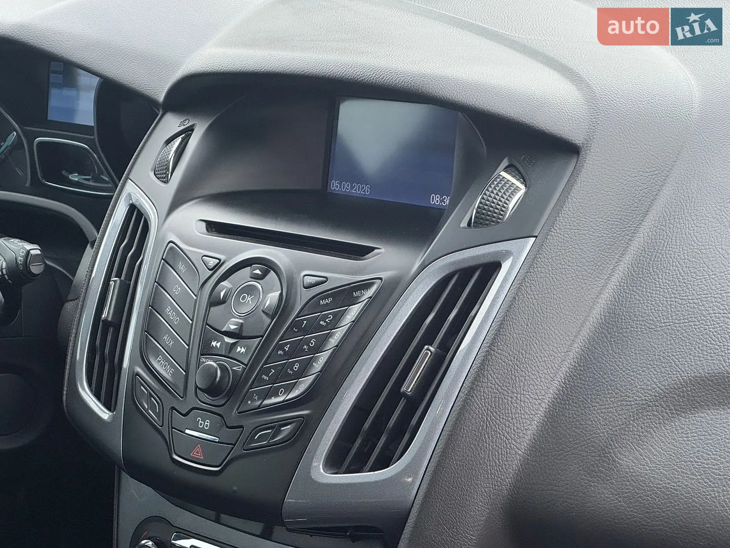 2011 Ford Focus - мініатюра 28
