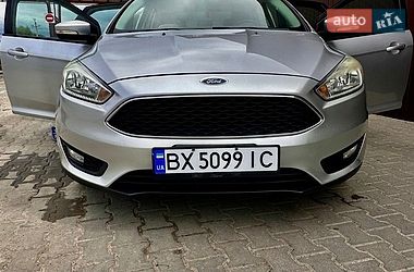 Седан Ford Focus 2015 в Городку