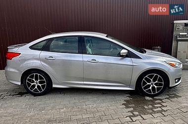 Седан Ford Focus 2015 в Городку