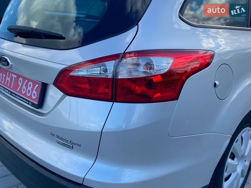 Універсал Ford Focus 2012 в Жовкві