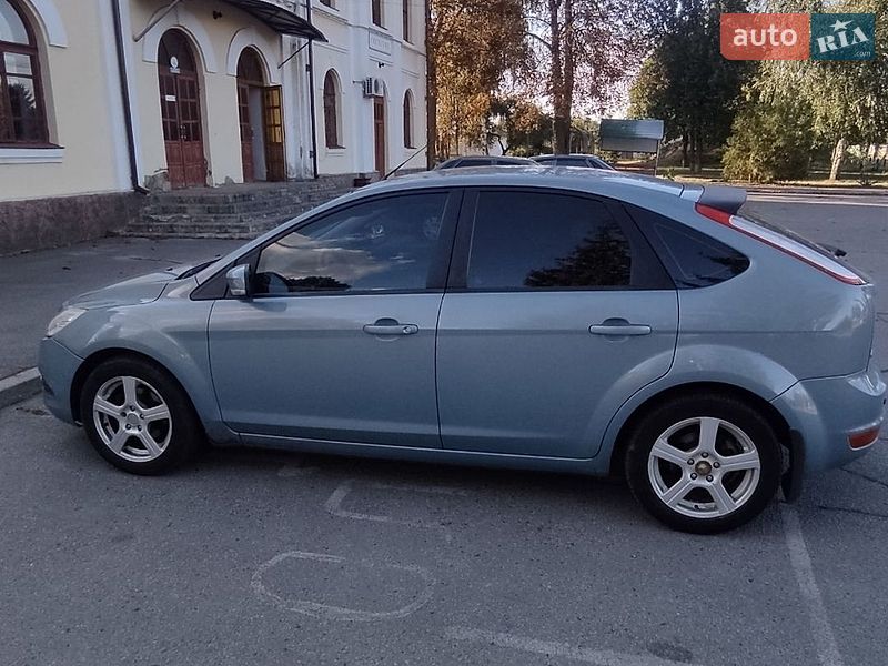 Хэтчбек Ford Focus 2008 в Миргороде