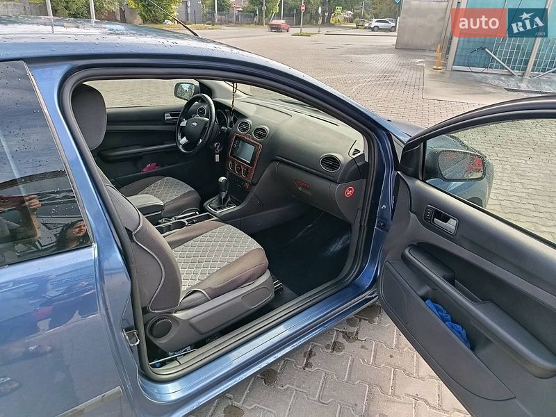 Хэтчбек Ford Focus 2005 в Хмельницком