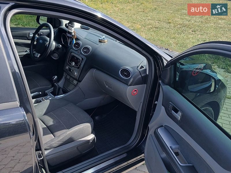 Универсал Ford Focus 2010 в Львове