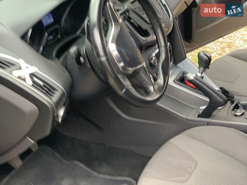 Хэтчбек Ford Focus 2013 в Стрые