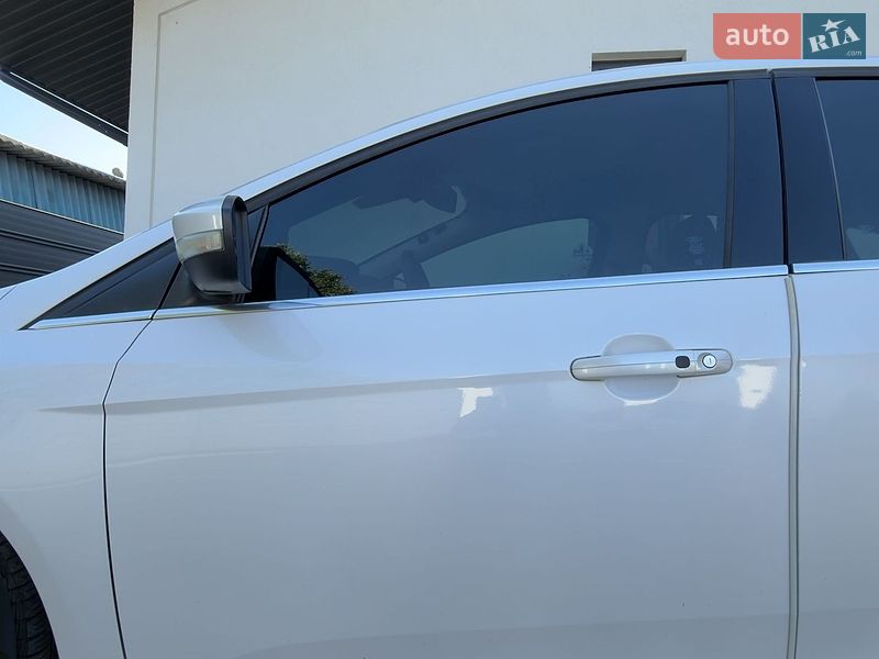 Хетчбек Ford Focus 2012 в Житомирі