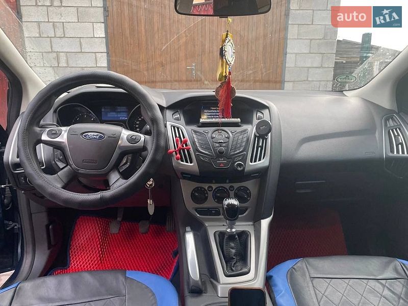 Универсал Ford Focus 2011 в Звягеле фото 13 Универсал Ford Focus 2011 в Звягеле