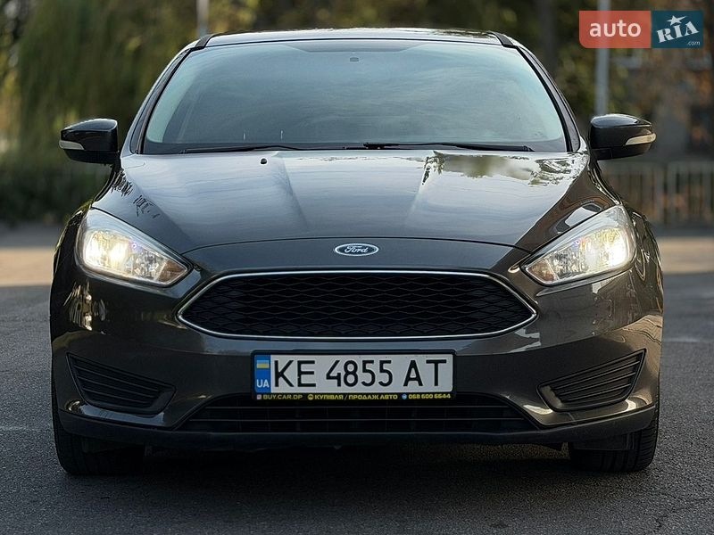 Седан Ford Focus 2015 в Дніпрі