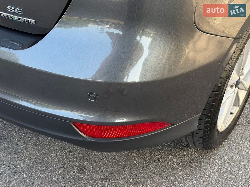 Седан Ford Focus 2015 в Дніпрі