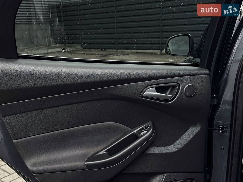Універсал Ford Focus 2012 в Черкасах