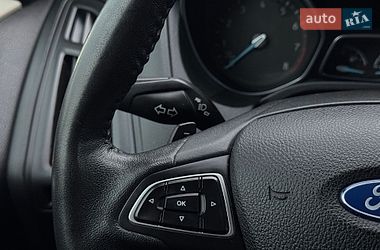 Седан Ford Focus 2015 в Полтаві