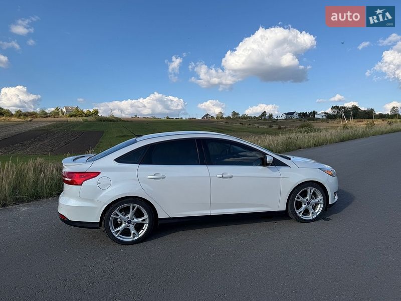 Седан Ford Focus 2016 в Трускавці