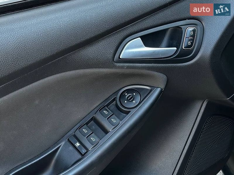 Седан Ford Focus 2016 в Черкассах
