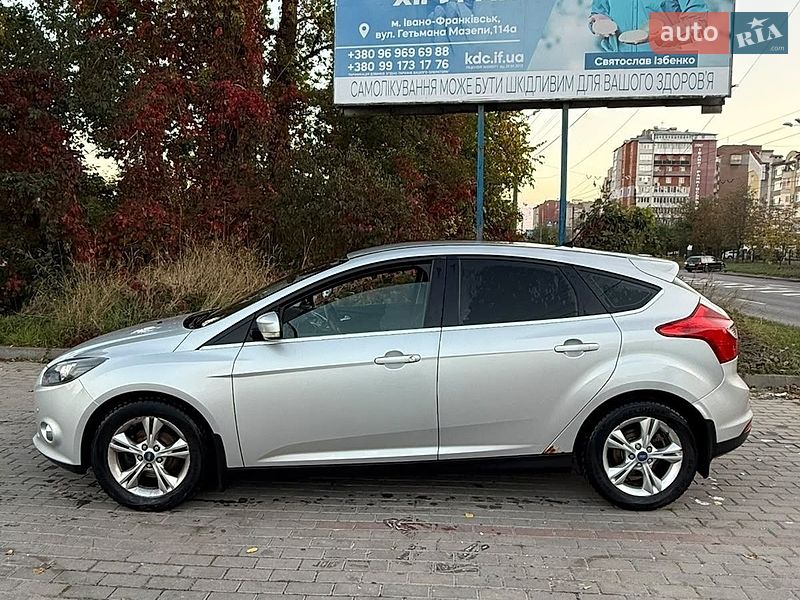 Хэтчбек Ford Focus 2011 в Ивано-Франковске