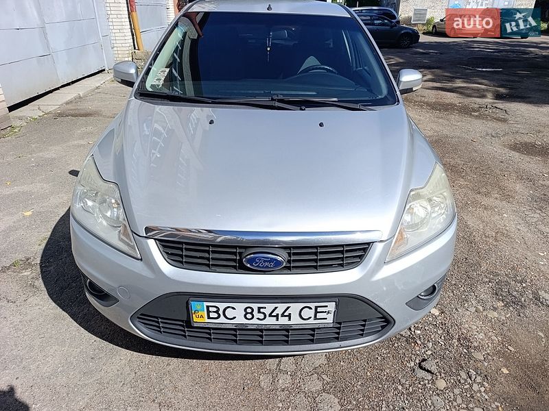 Хэтчбек Ford Focus 2010 в Львове фото 18 Хэтчбек Ford Focus 2010 в Львове