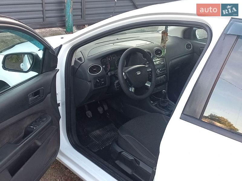 Седан Ford Focus 2007 в Кропивницком