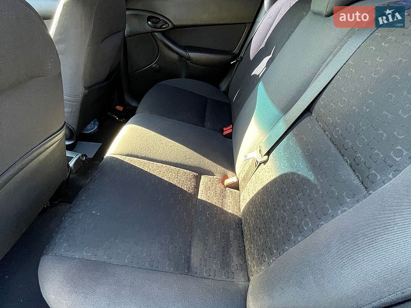 Седан Ford Focus 2003 в Запорожье