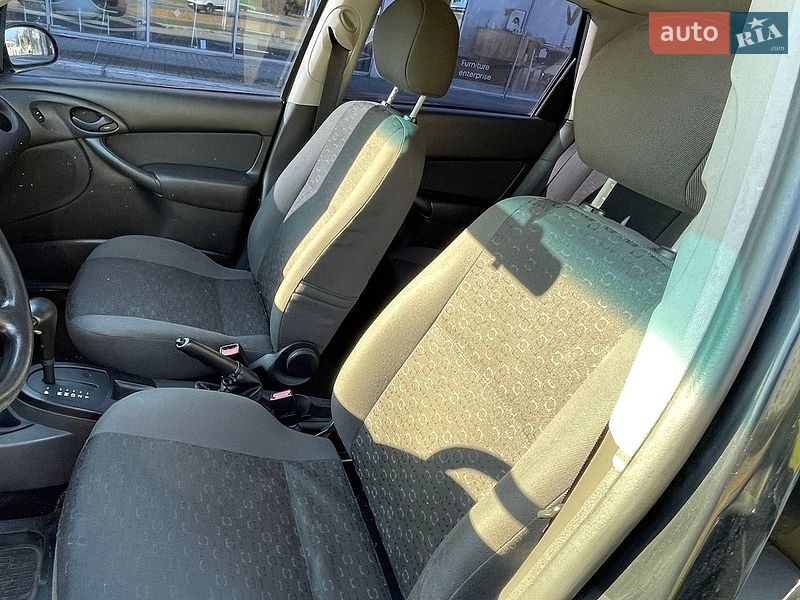 Седан Ford Focus 2003 в Запорожье