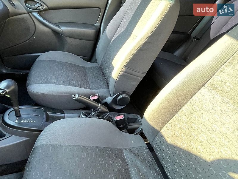 Седан Ford Focus 2003 в Запорожье