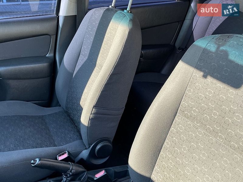 Седан Ford Focus 2003 в Запорожье