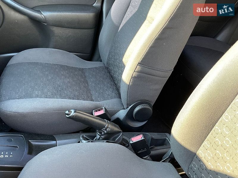 Седан Ford Focus 2003 в Запорожье