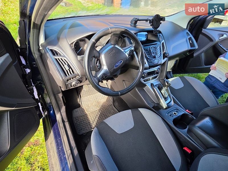 Седан Ford Focus 2011 в Ивано-Франковске фото 14 Седан Ford Focus 2011 в Ивано-Франковске