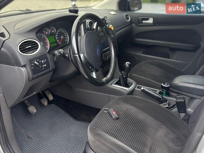 Универсал Ford Focus 2006 в Воловце