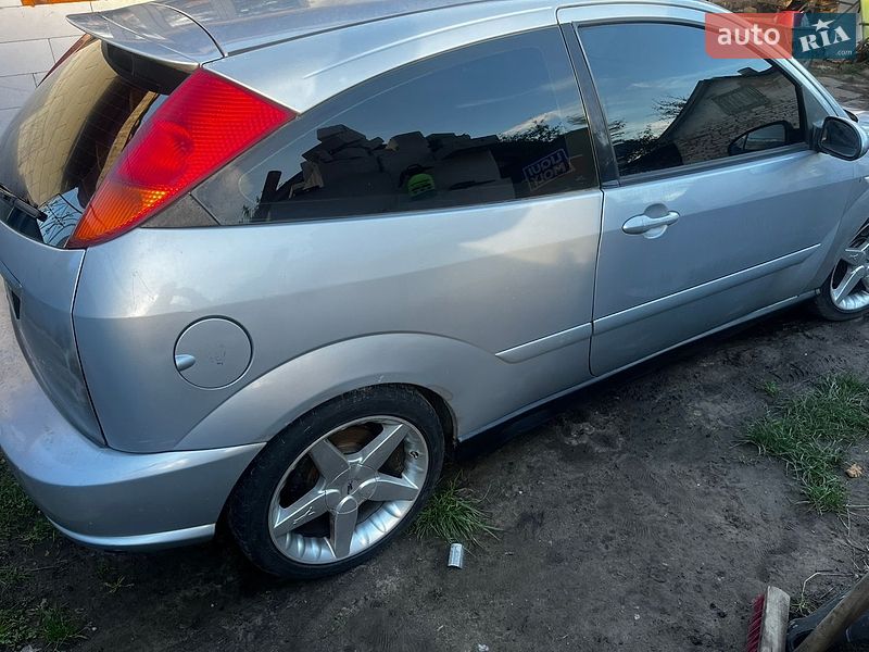 Хэтчбек Ford Focus 2003 в Киеве фото 3 Хэтчбек Ford Focus 2003 в Киеве