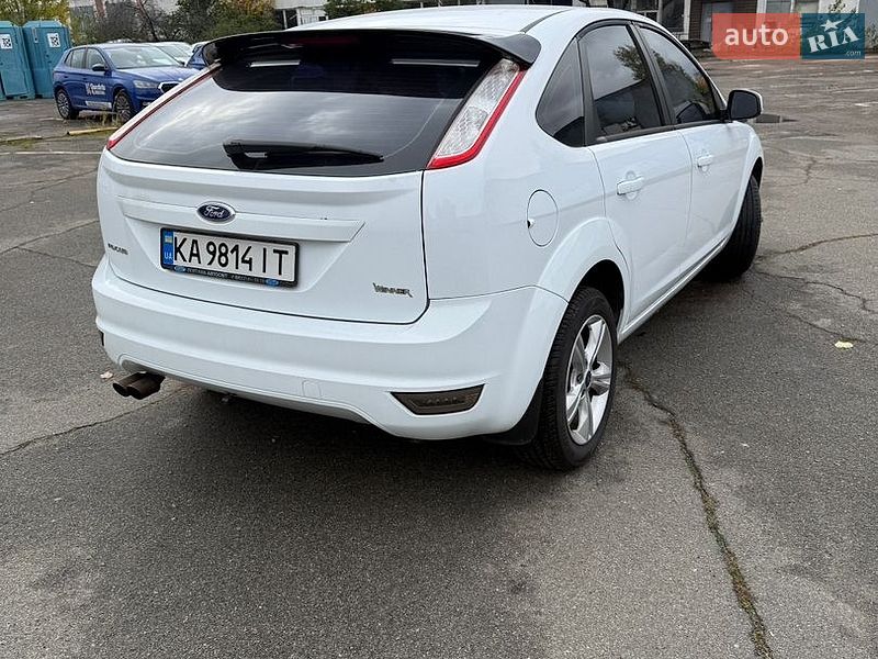 Хэтчбек Ford Focus 2011 в Киеве