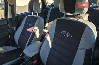 Хэтчбек Ford Focus 2015 в Киеве