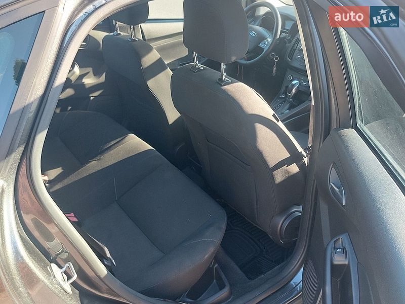 Седан Ford Focus 2016 в Дніпрі