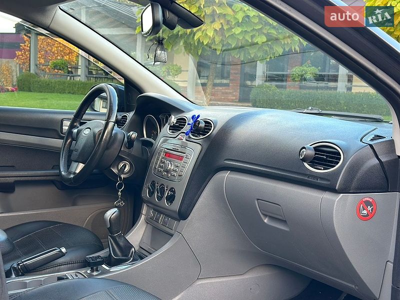 Универсал Ford Focus 2008 в Жовкве