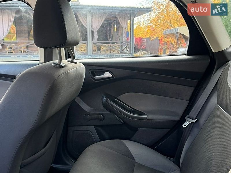 Універсал Ford Focus 2013 в Здолбуніві