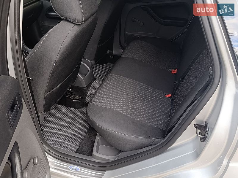 Универсал Ford Focus 2005 в Луцке