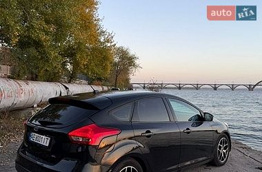 Хетчбек Ford Focus 2017 в Дніпрі