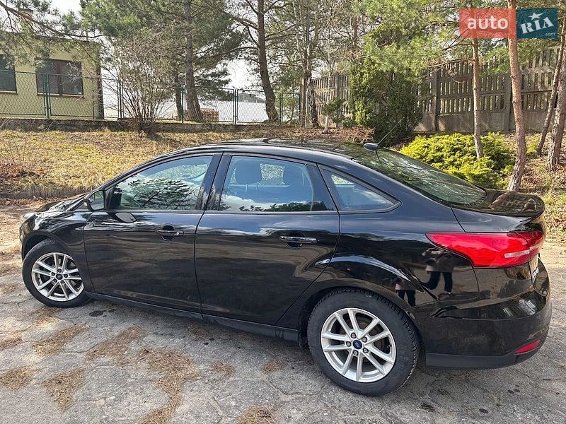 Седан Ford Focus 2017 в Днепре