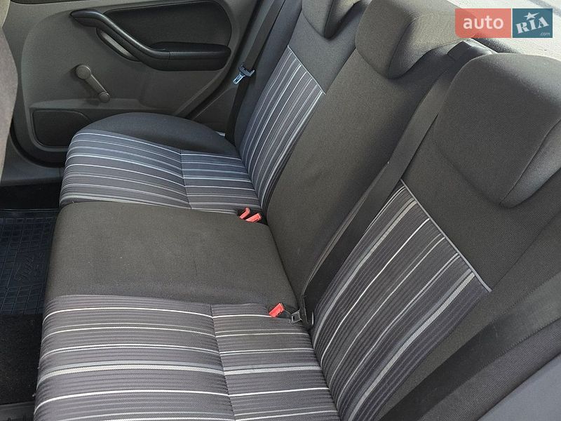 Хетчбек Ford Focus 2008 в Києві